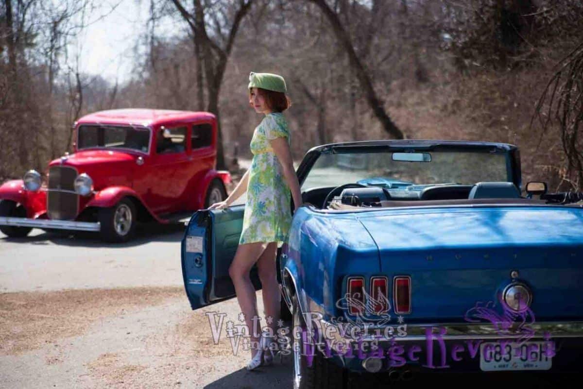 Vintage 1960s Mustang – a forgotten fashion photoshoot