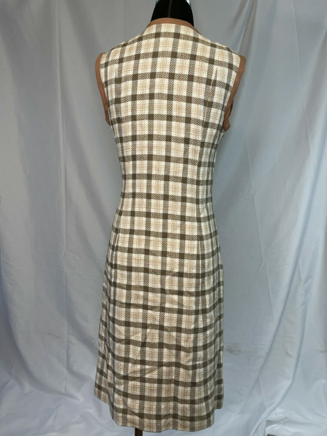 Vintage 1970s zip up the front dress by Elizabeth Byrne ...